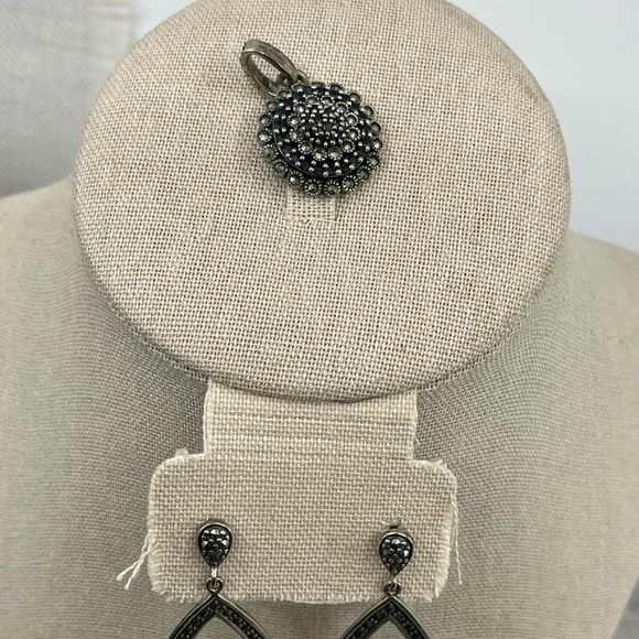 Vintage Suspicion Marcasite Pendant & Teardrop Earrings Set - Picture 13 of 17